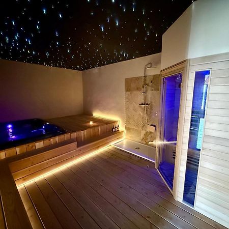 La Maison De Ville - Piscine - Spa Sète Extérieur photo