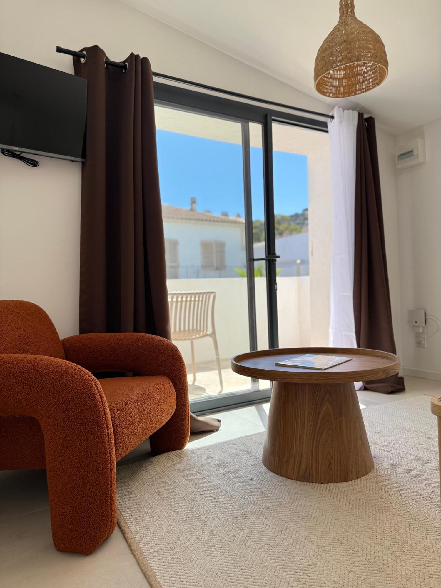La Maison De Ville - Piscine - Spa Sète Extérieur photo